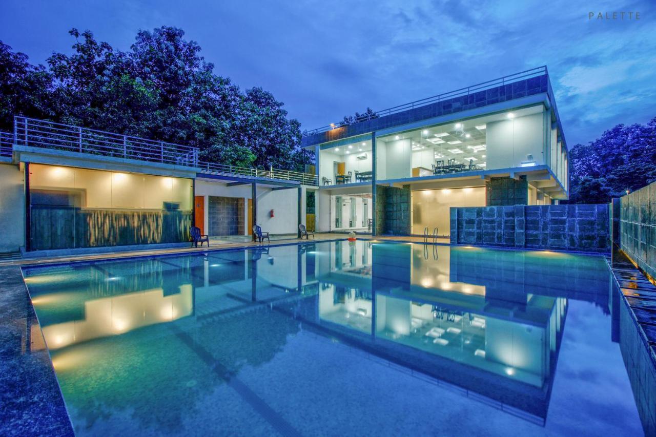 The Cloyster Resort And Spa Rāmnagar Exterior photo